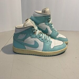 Nike Air Jordan 1 Mid Women's Sail/Light Dew-Muslin Size 9 BQ6472 132